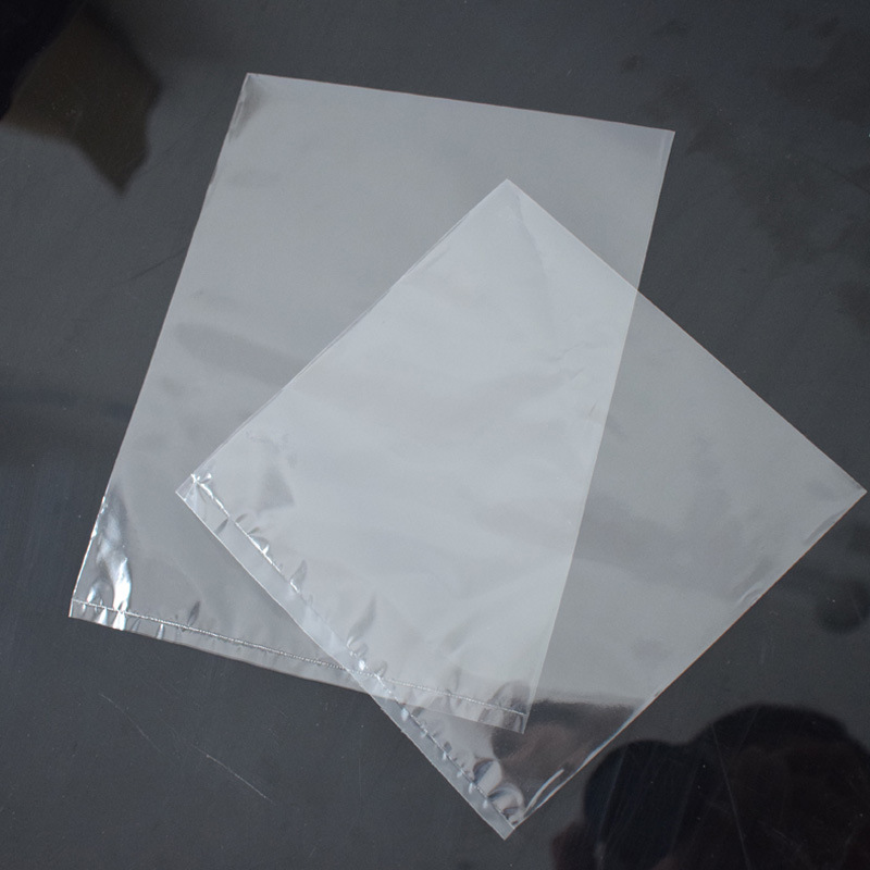 Представляем сумки Zeal X с плоскими карманами из переработанного полиэтилена – будущее экологически чистой упаковки